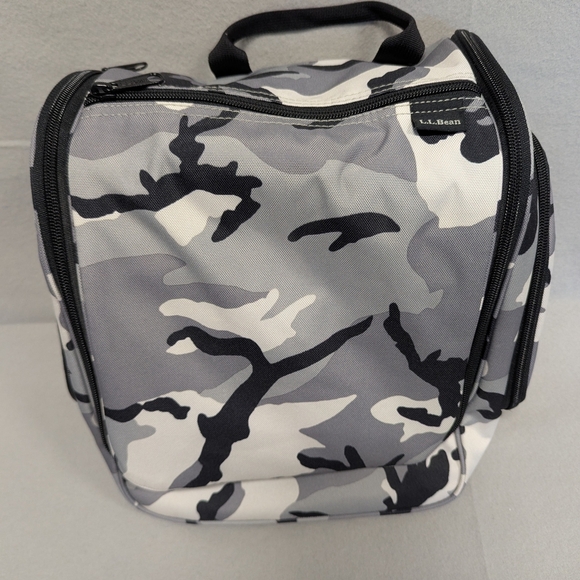 L.L. Bean Other - L.L. Bean Men's Camouflage Bag - Black and Gray